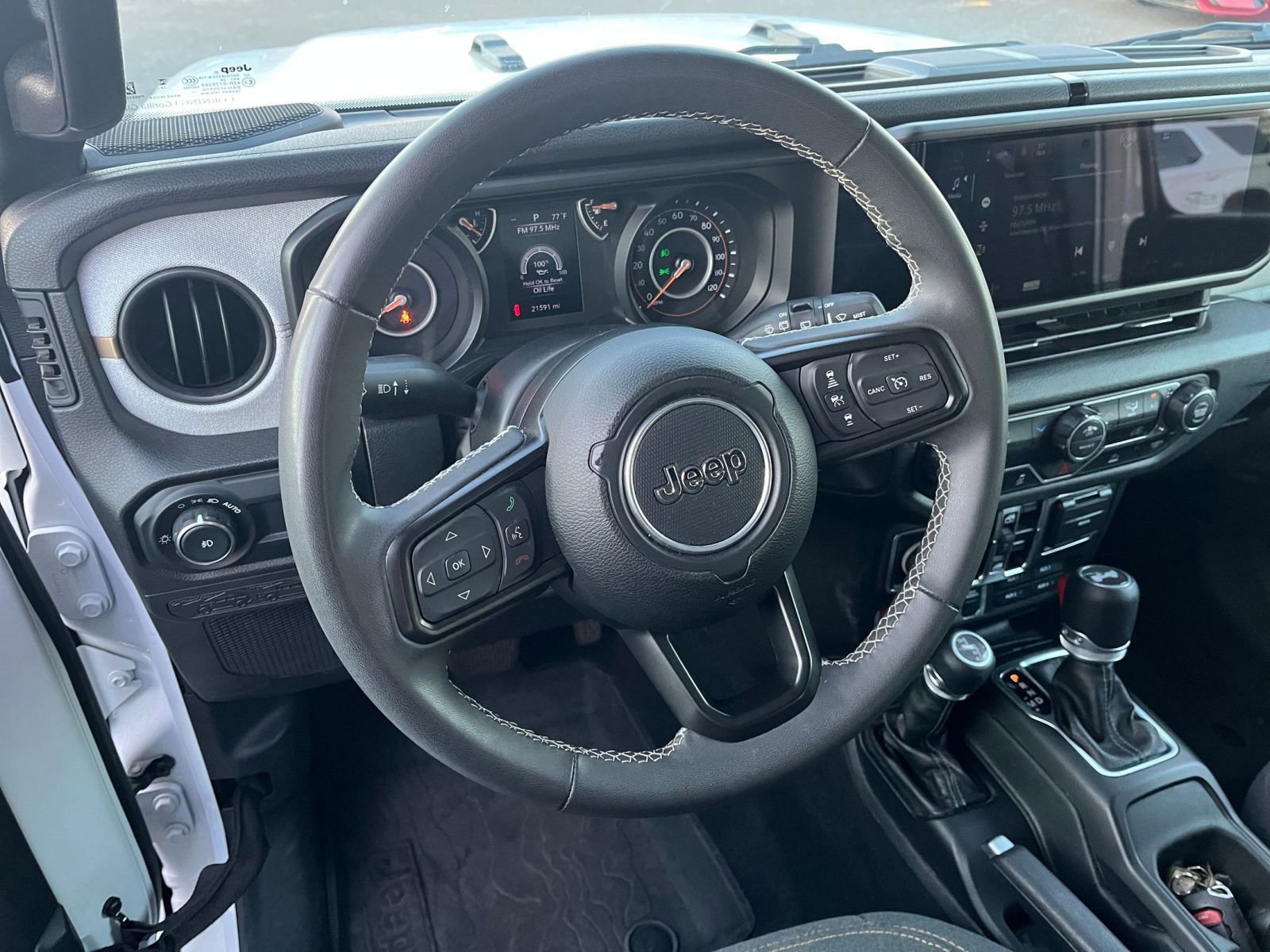 Used 2025 Jeep Wrangler Unlimited Sport AWD/4WD image 35