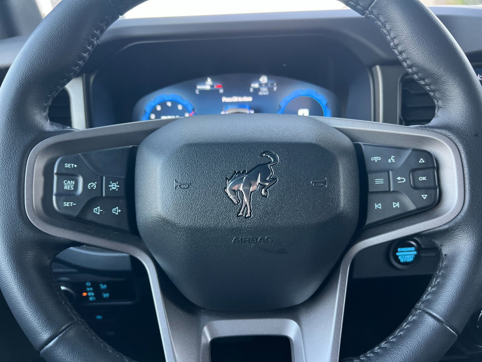 Used 2025 Ford Bronco Big Bend image 24