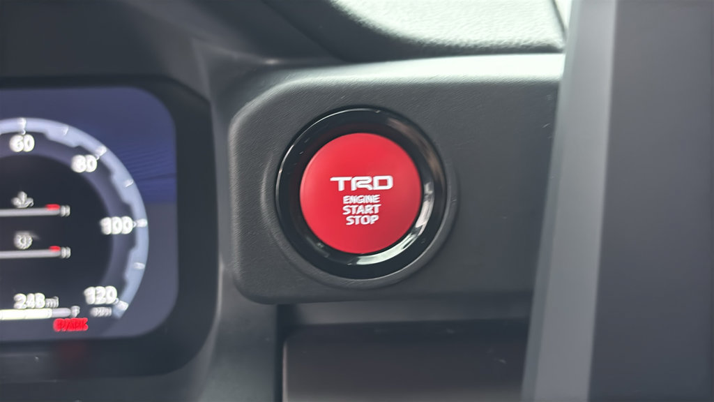 Used 2025 Toyota Tacoma TRD Sport AWD/4WD image 15