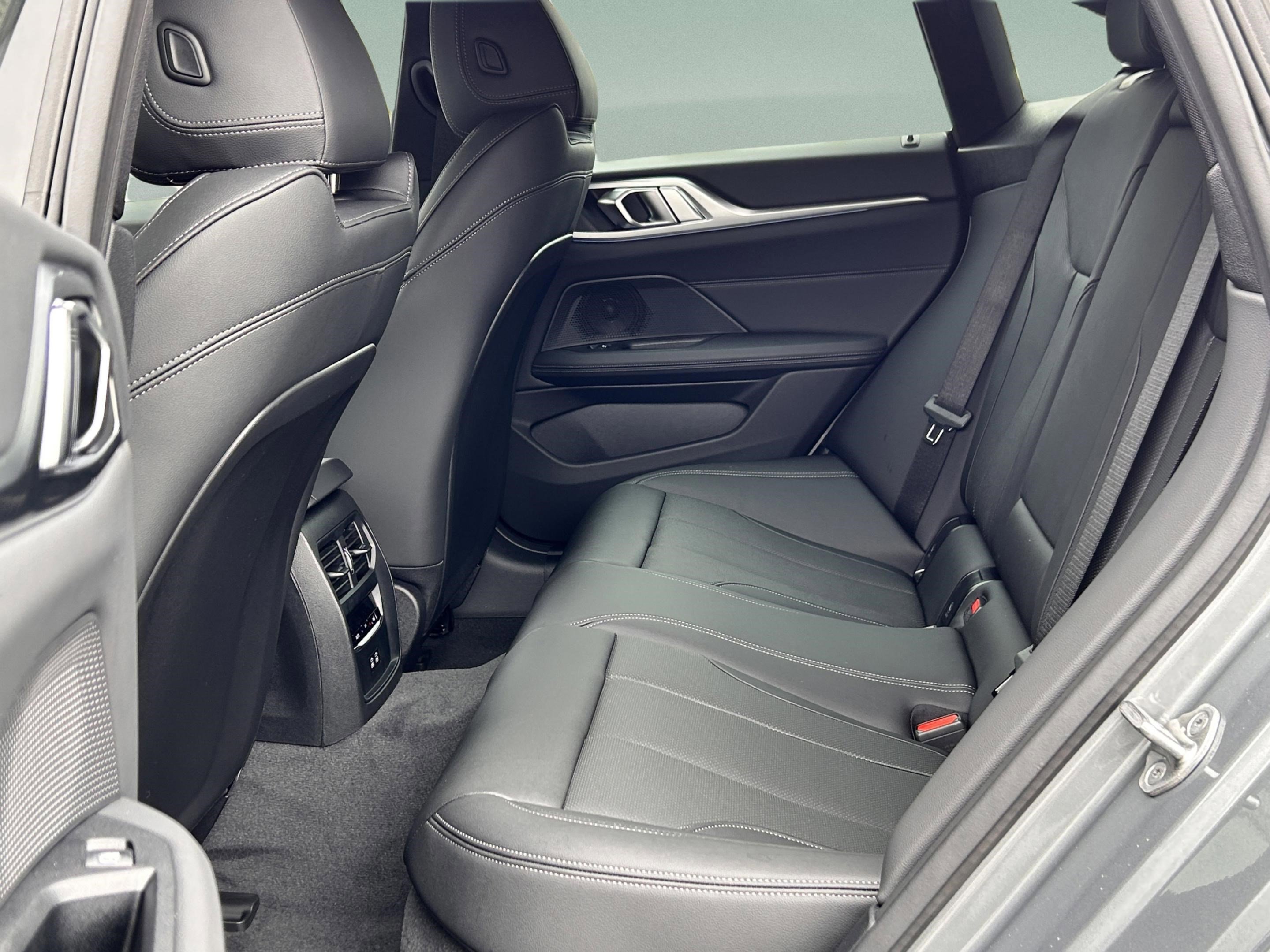 Used 2026 BMW i4 eDrive40 w/ Parking Assistance Package image 28