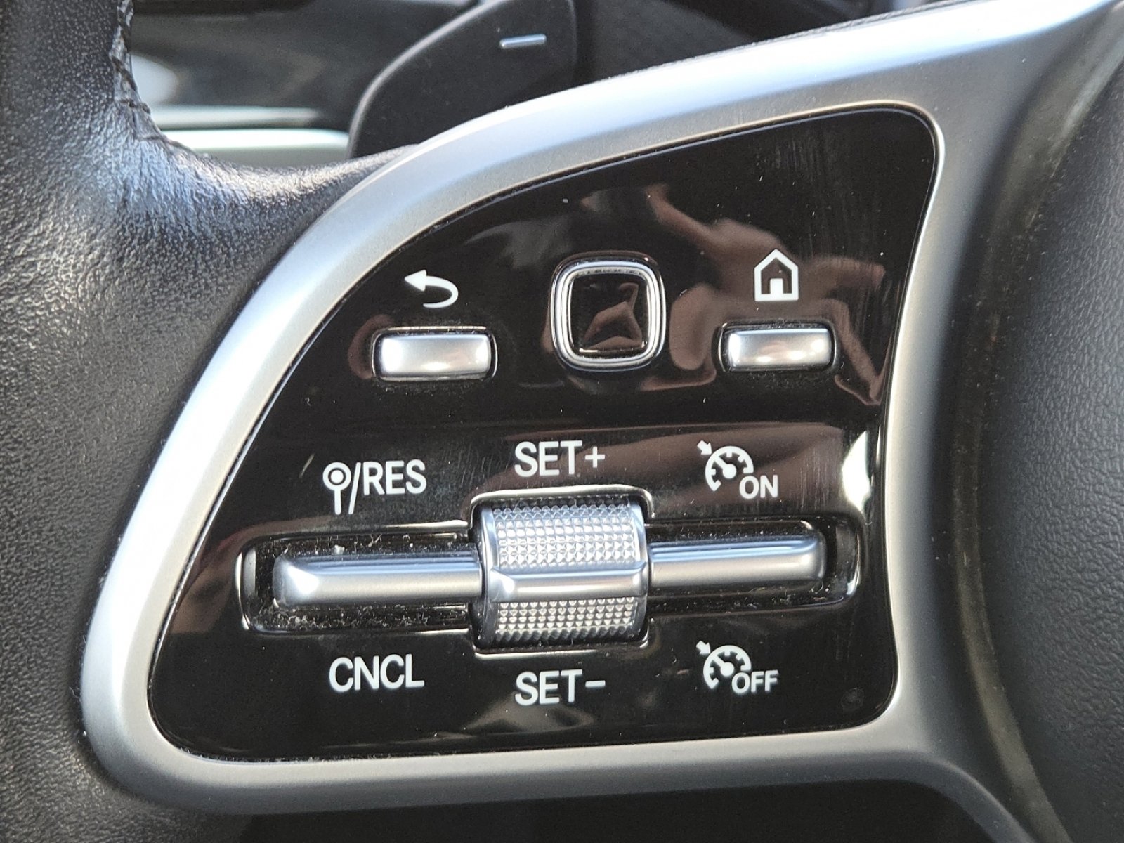 Used 2019 Mercedes-Benz A 220 4MATIC image 9