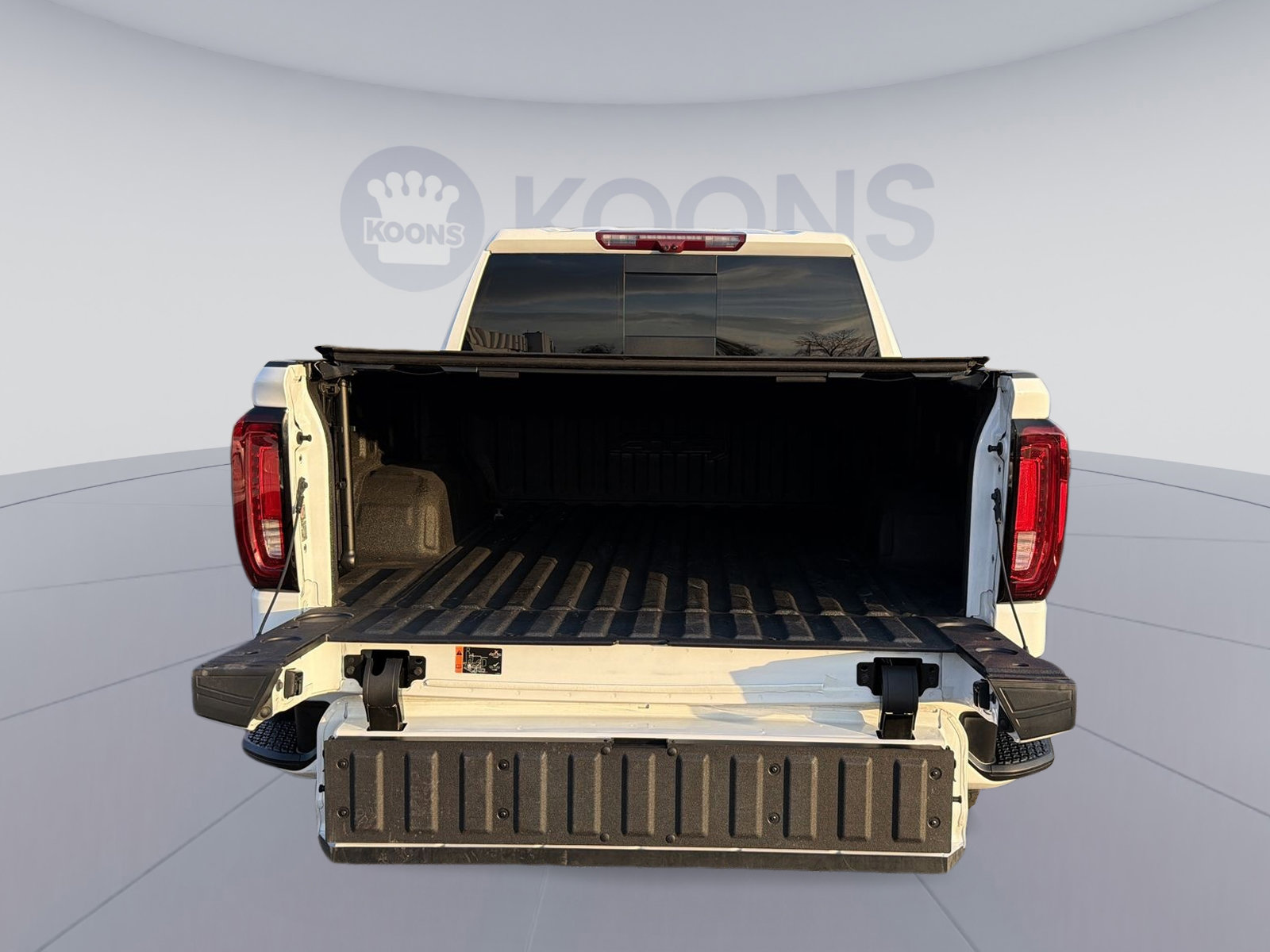 Used 2024 GMC Sierra 1500 AT4 w/ Technology Package image 27