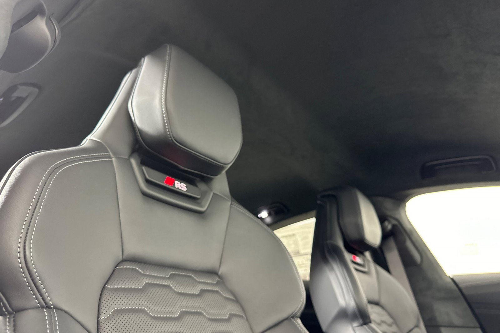 New 2026 Audi RS e-tron GT performance image 15