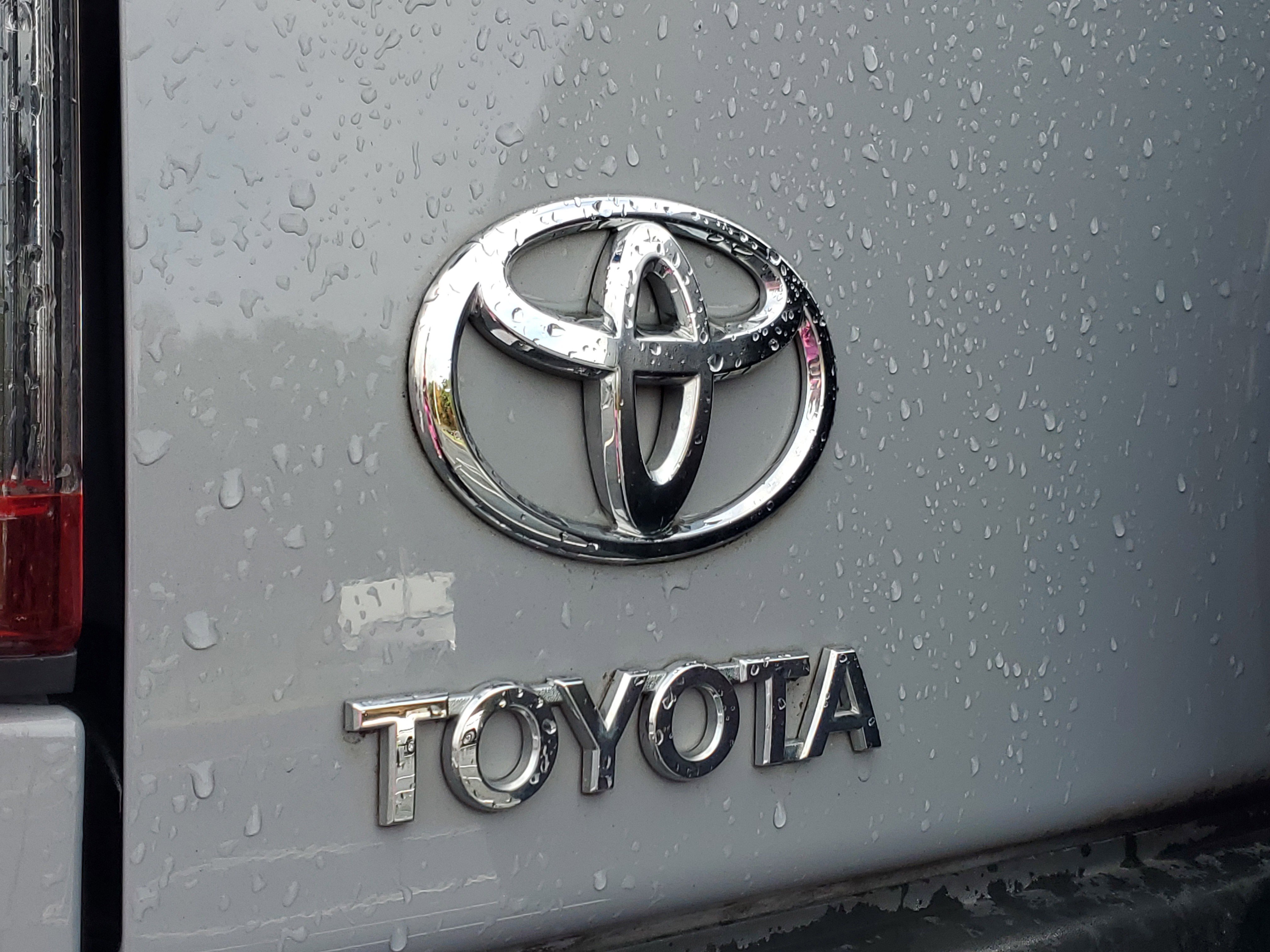 Used 2014 Toyota FJ Cruiser 4WD w/ Upgrade Package image 7