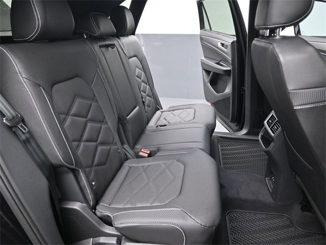 New 2026 Volkswagen Atlas Cross Sport SE image 14