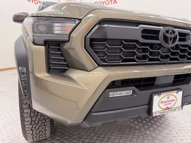 New 2026 Toyota Tacoma TRD Off-Road AWD/4WD image 9