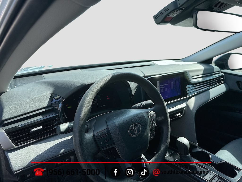 Used 2025 Toyota Camry LE w/ Convenience Package FWD image 12