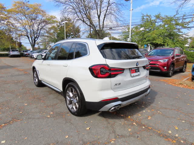Used 2024 BMW X3 xDrive30i w/ Premium Package w/ZPA AWD/4WD image 4