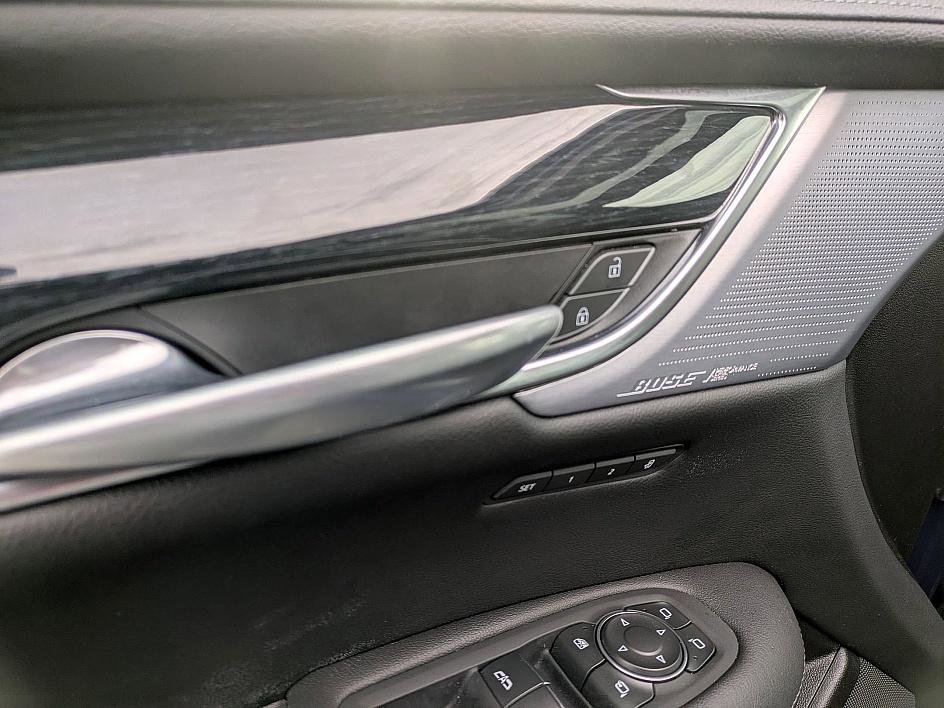 Certified 2025 Cadillac XT5 Premium Luxury image 15