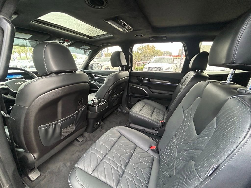 Used 2025 Kia Telluride SX Prestige X-Line image 16