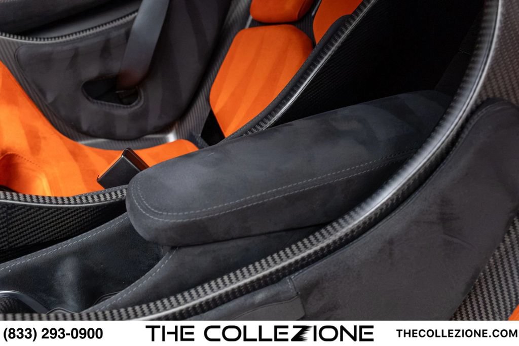 Used 2019 McLaren 600LT RWD image 73