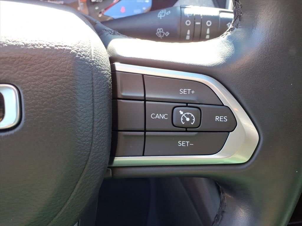 Used 2022 Jeep Compass Latitude image 27