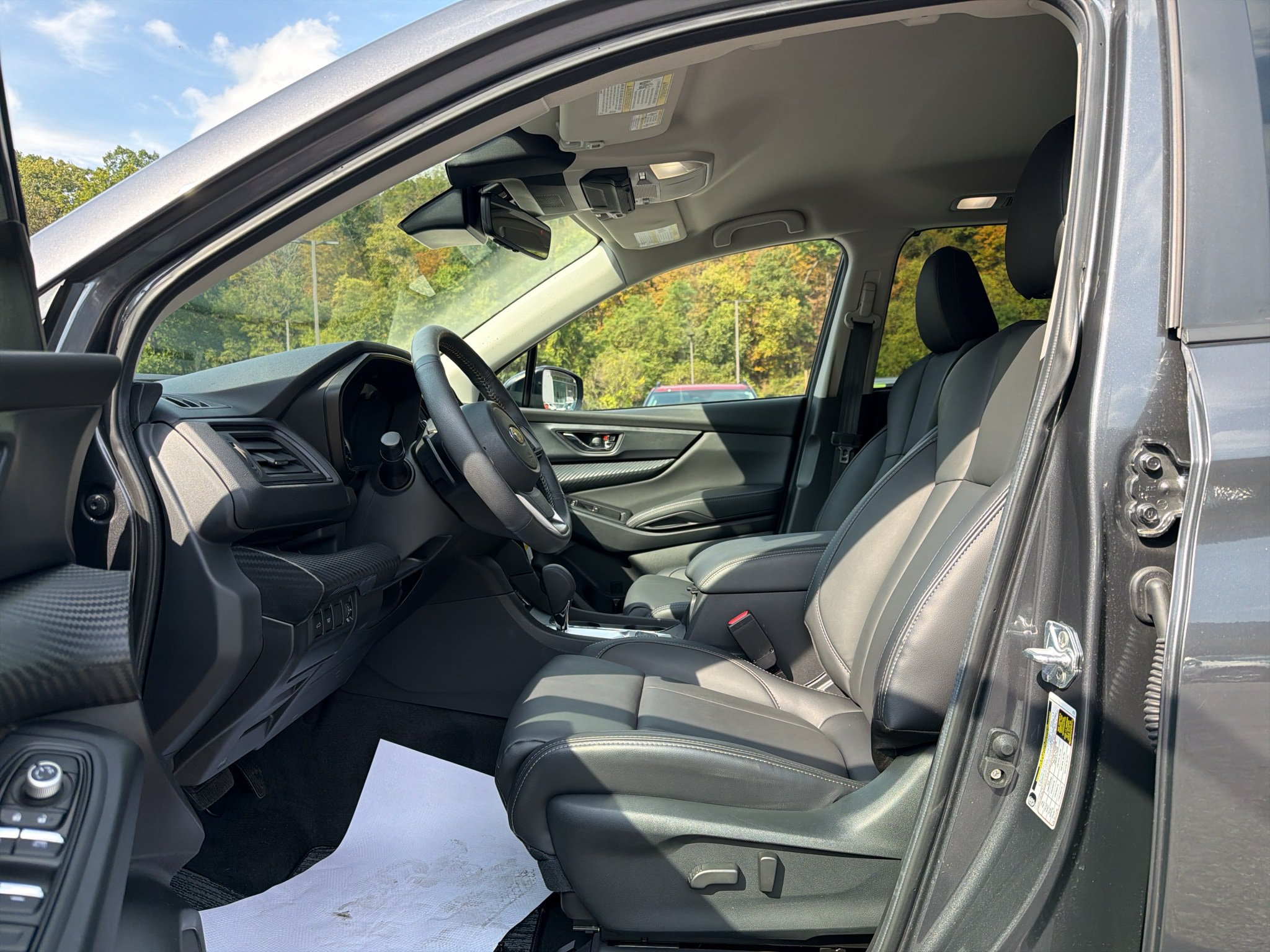 Certified 2026 Subaru Ascent Premium AWD/4WD image 10