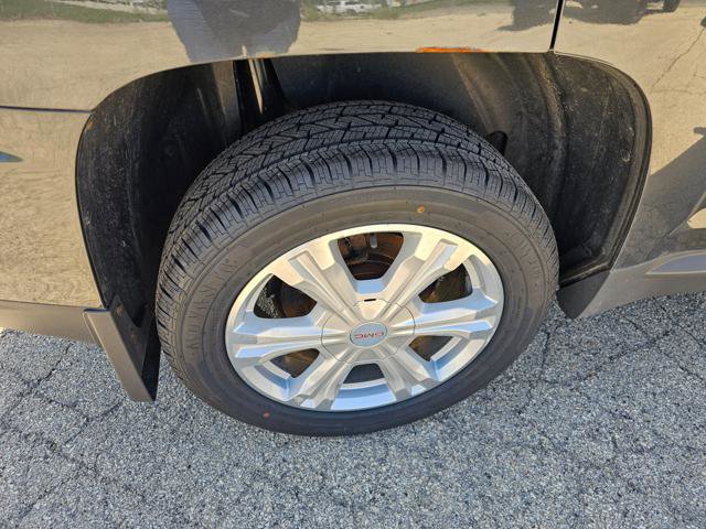 Used 2017 GMC Terrain SLE FWD image 6