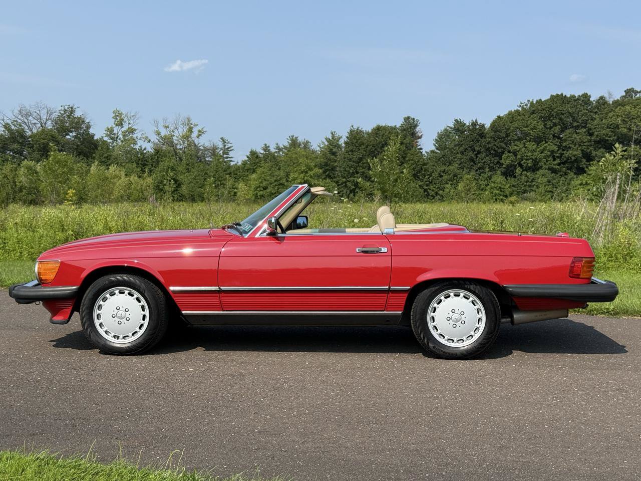 Used 1988 Mercedes-Benz 560 SL image 36