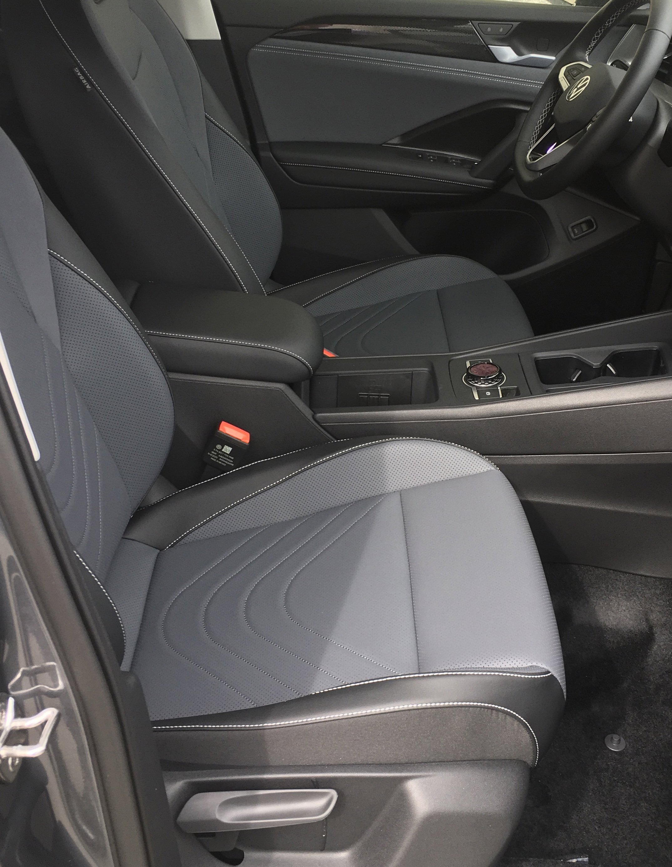 New 2026 Volkswagen Tiguan SE AWD/4WD image 6