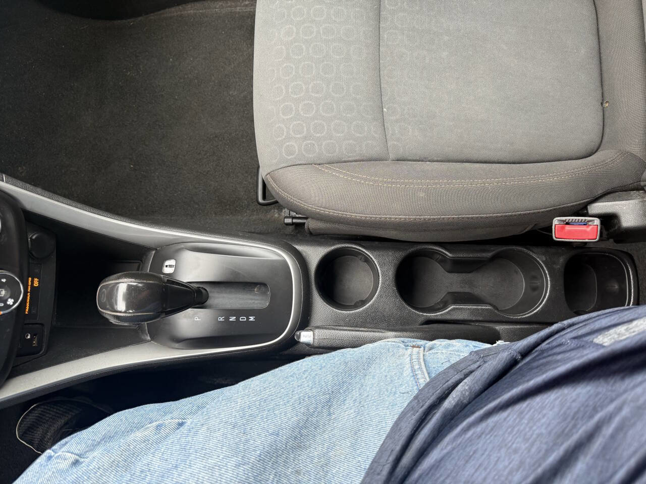 Used 2021 Chevrolet Trax LS image 23