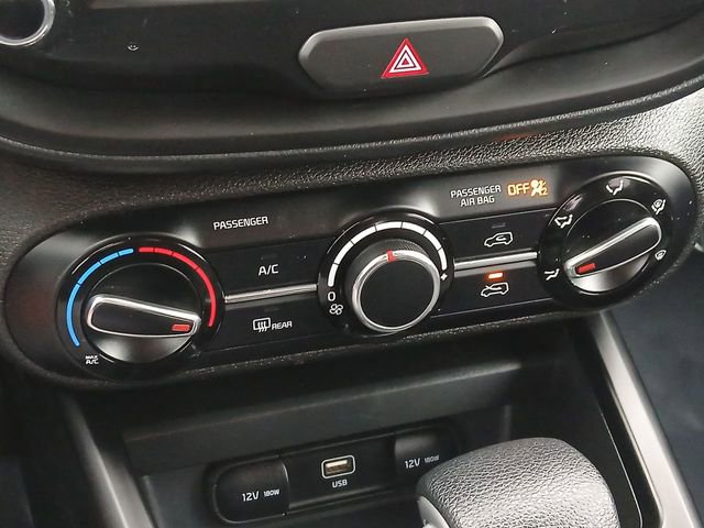 Certified 2025 Kia Soul LX w/ LX Technology Package FWD image 18