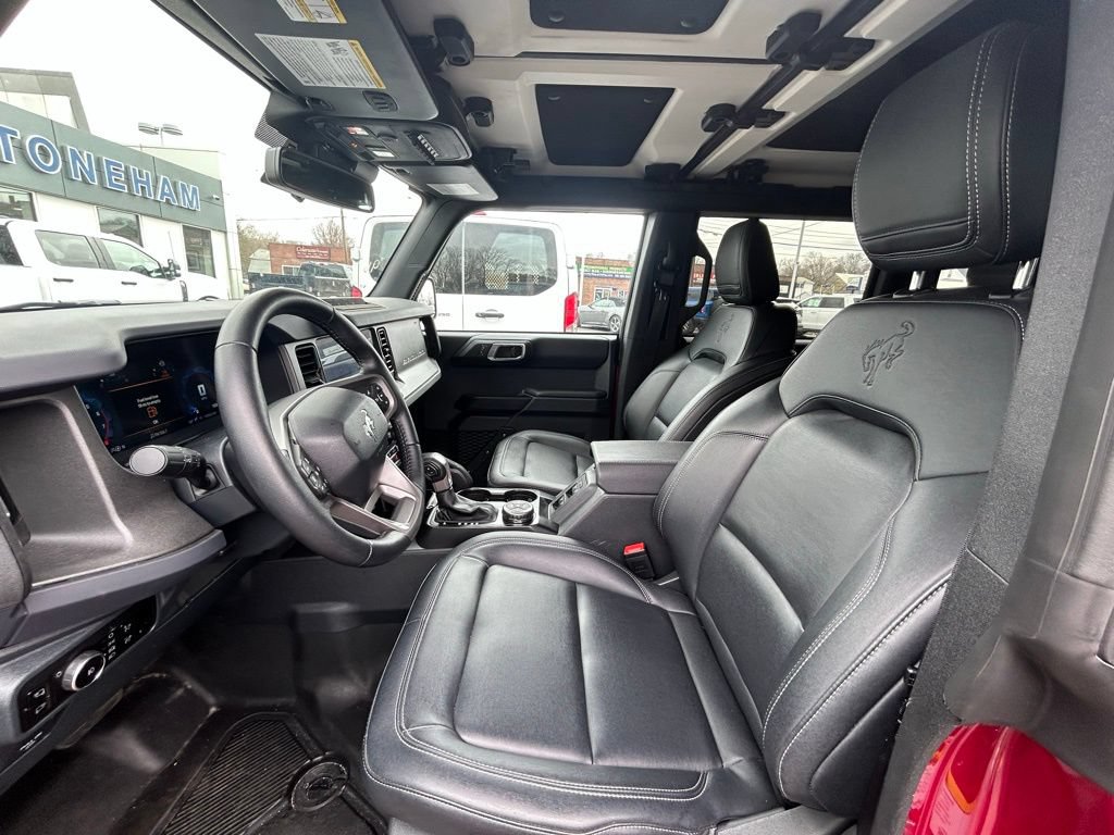 Used 2025 Ford Bronco Badlands AWD/4WD image 12