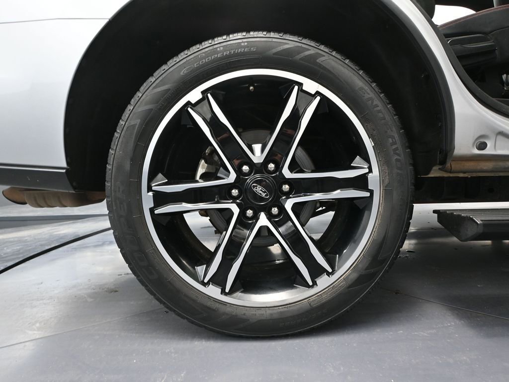 Used 2019 Ford Expedition Limited w/ Equipment Group 303A image 16