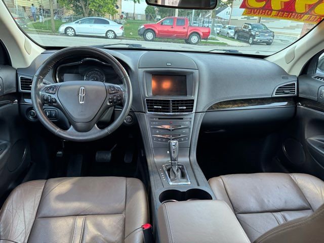 Used 2015 Lincoln MKT AWD w/ Equipment Group 201A image 25