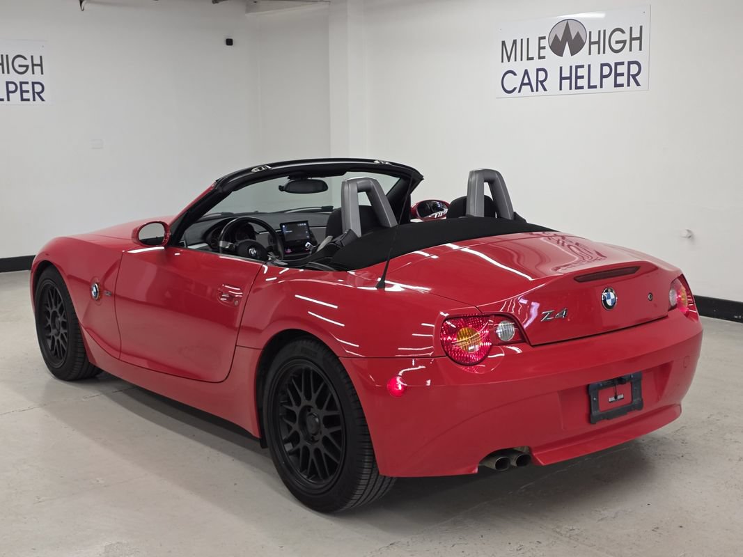 Used 2004 BMW Z4 2.5i RWD image 7