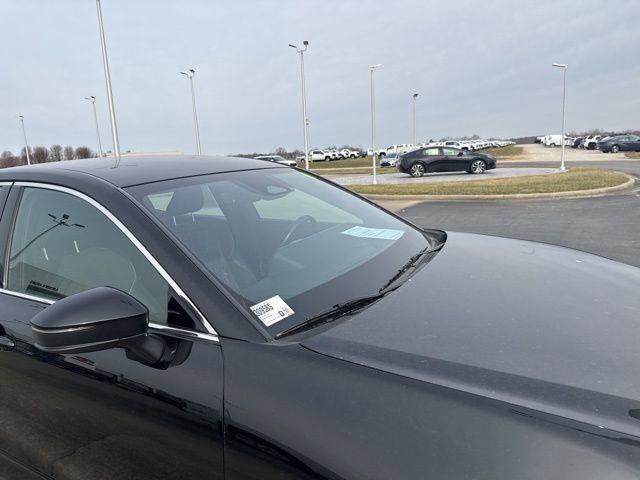 Used 2024 Toyota Crown XLE image 5