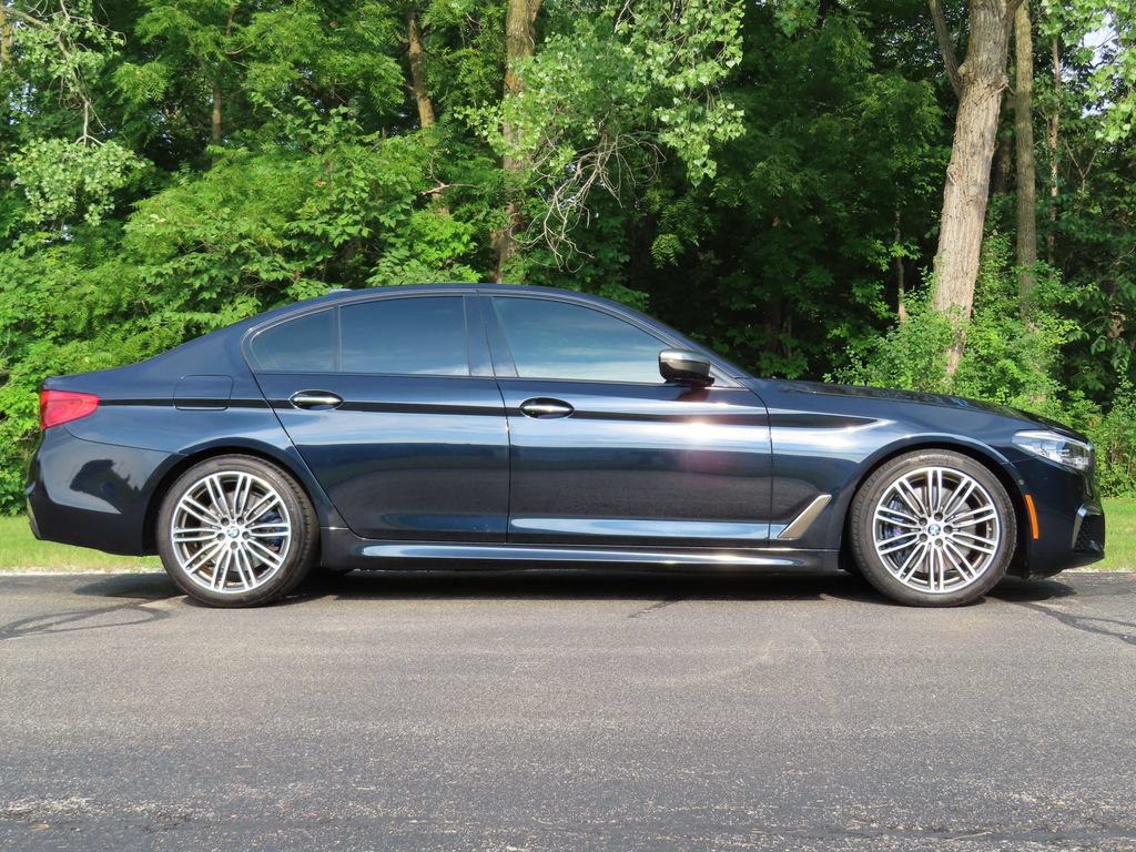 Used 2018 BMW M550i xDrive AWD/4WD image 2