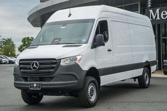 New 2026 Mercedes-Benz Sprinter 2500 image 3