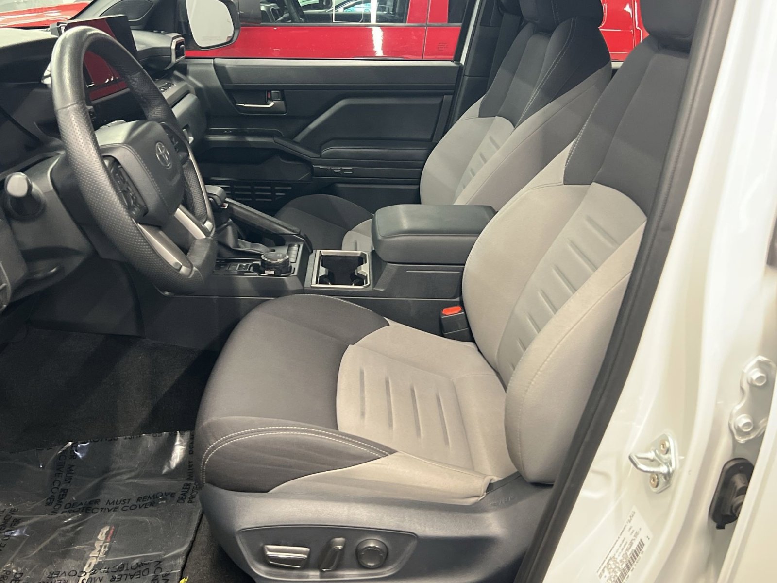 Used 2024 Toyota Tacoma TRD Sport w/ TRD Sport Upgrade Package image 8