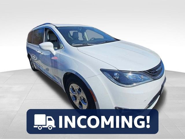 Used 2018 Chrysler Pacifica Touring-L