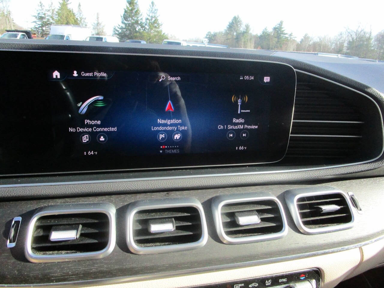 Used 2020 Mercedes-Benz GLE 350 4MATIC image 17