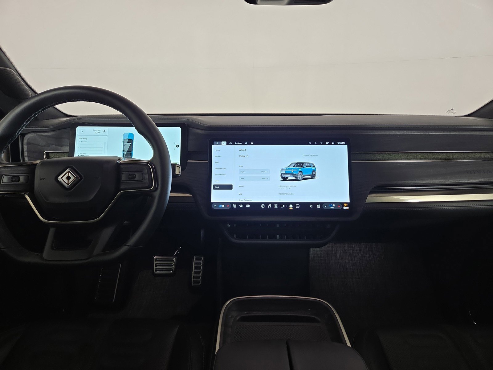 Used 2024 Rivian R1S Adventure image 27
