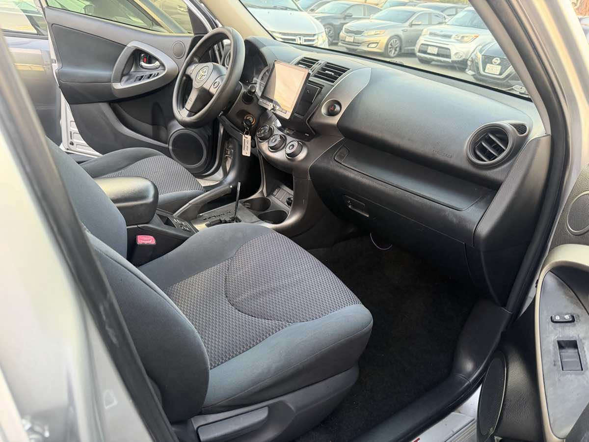 Used 2012 Toyota RAV4 Sport w/ Appearance Pkg FWD image 19