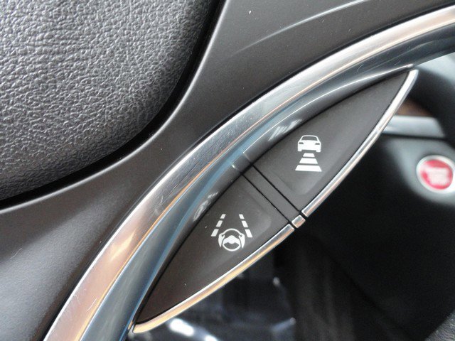 Used 2018 Acura MDX SH-AWD image 16