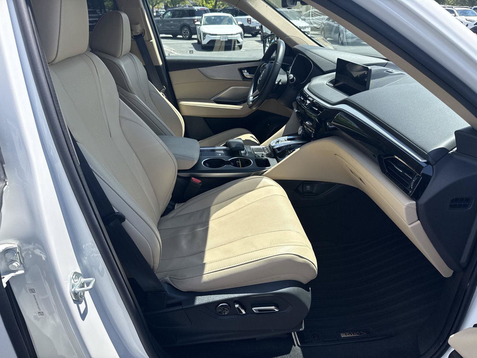 Used 2024 Acura MDX w/ Technology Package AWD/4WD image 37