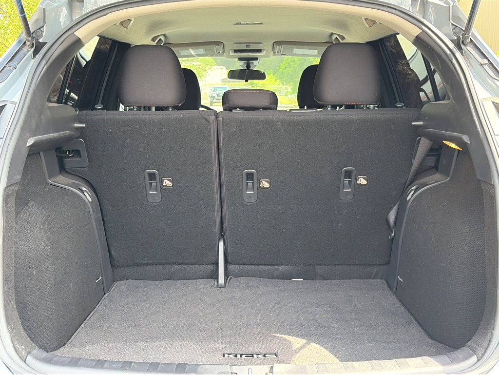 Certified 2024 Nissan Kicks SR FWD image 19