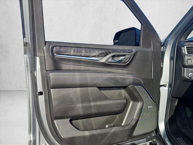 Used 2024 GMC Yukon XL Denali w/ Advanced Technology Package image 15