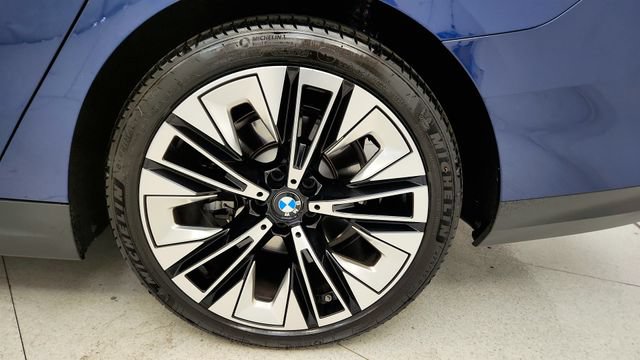 Used 2026 BMW 530i RWD image 74