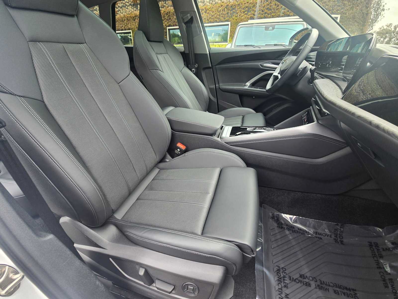 Used 2025 Audi Q5 Premium Plus w/ Premium Plus AWD/4WD image 10