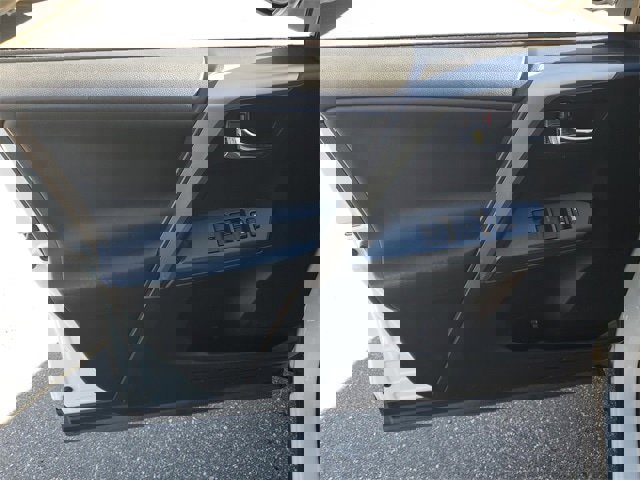 Used 2018 Toyota RAV4 XLE image 14