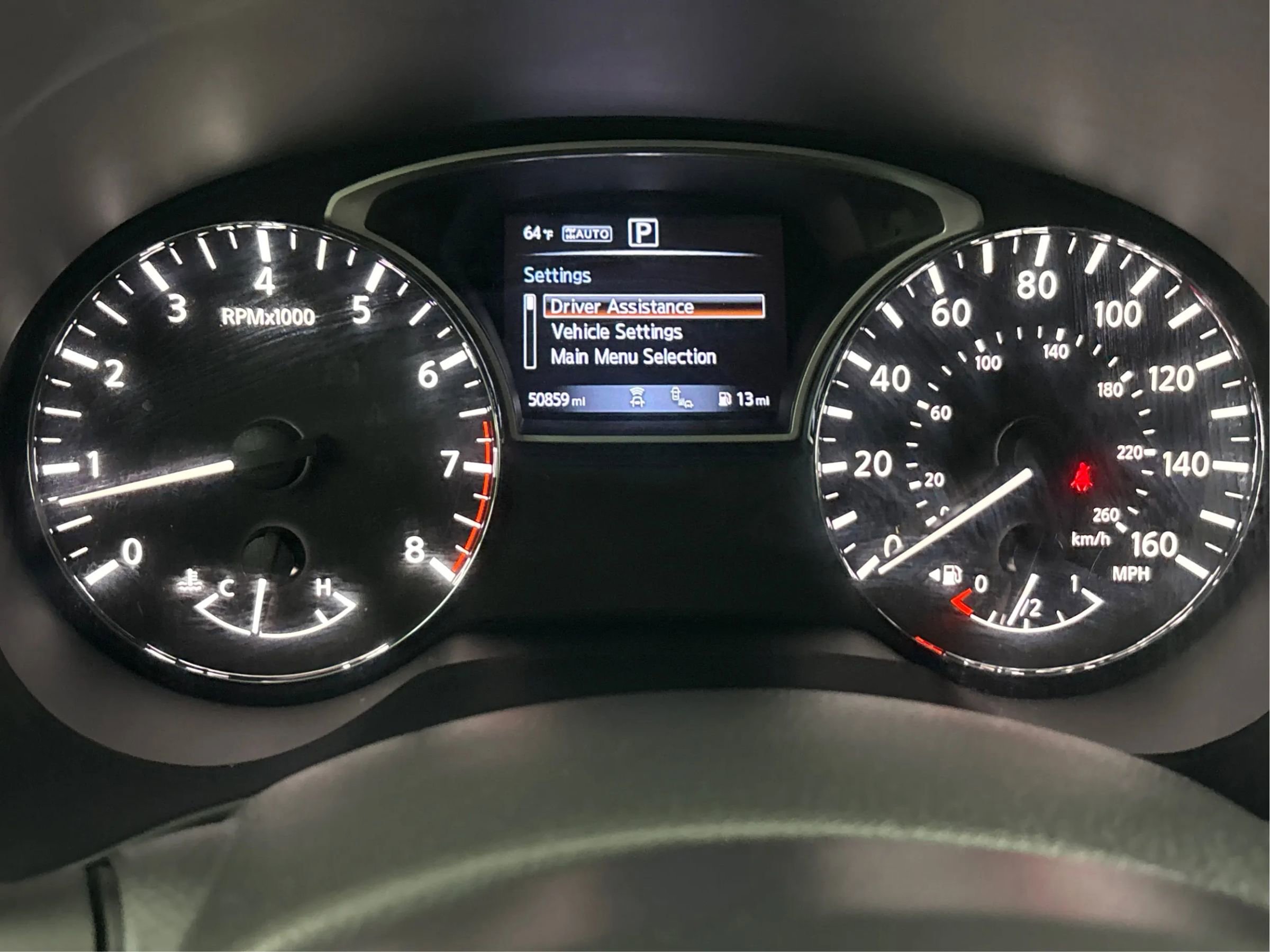 Used 2020 Nissan Pathfinder SV AWD/4WD image 23