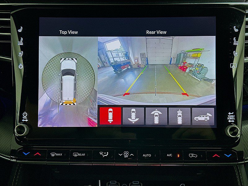 Used 2024 Jeep Grand Wagoneer L Series II w/ Quick Order Packagew 28T AWD/4WD image 17