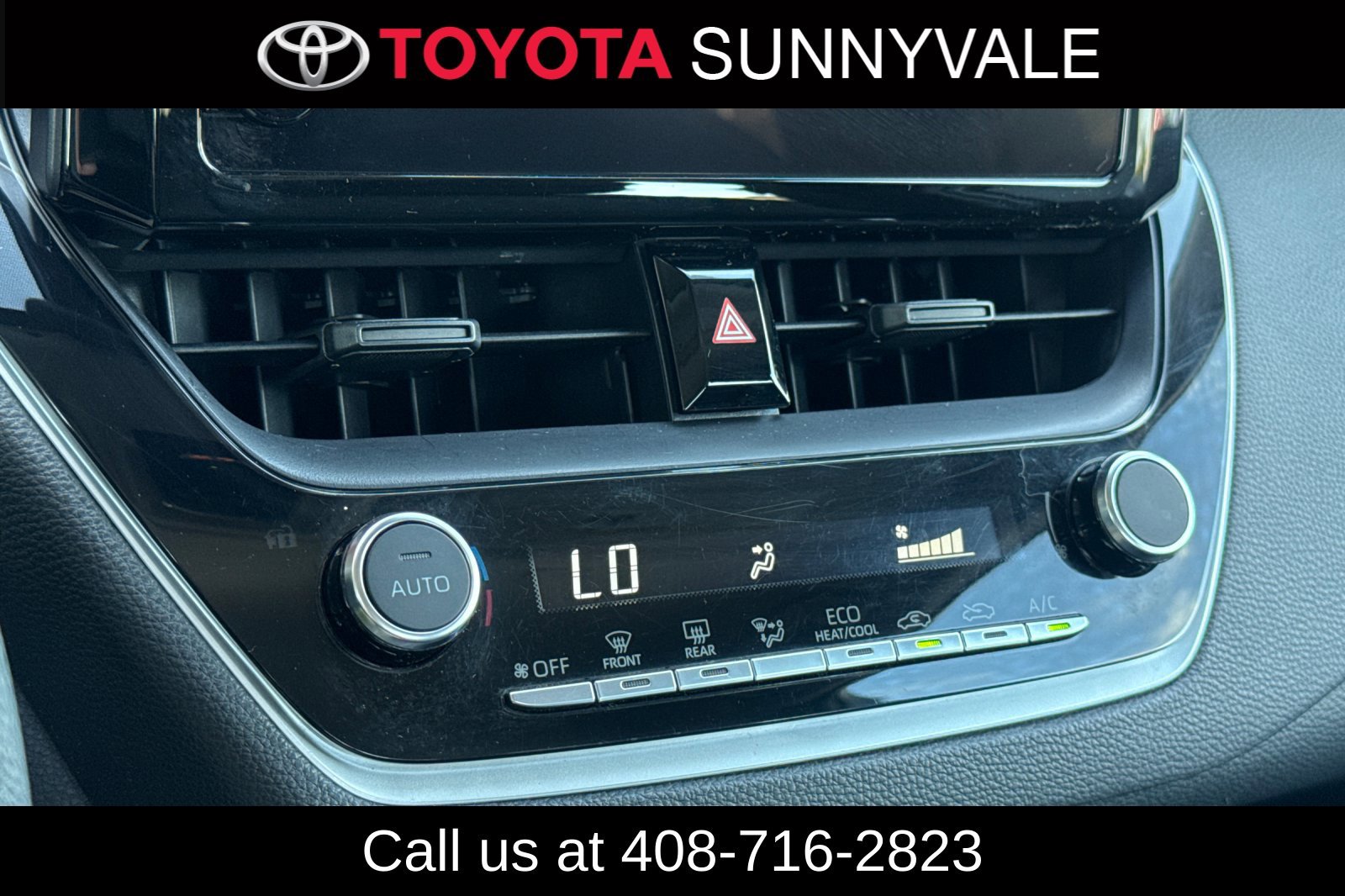 Used 2025 Toyota Corolla LE FWD image 18