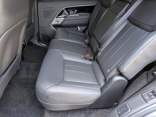 Certified 2024 Land Rover Range Rover Long Wheelbase SE image 20