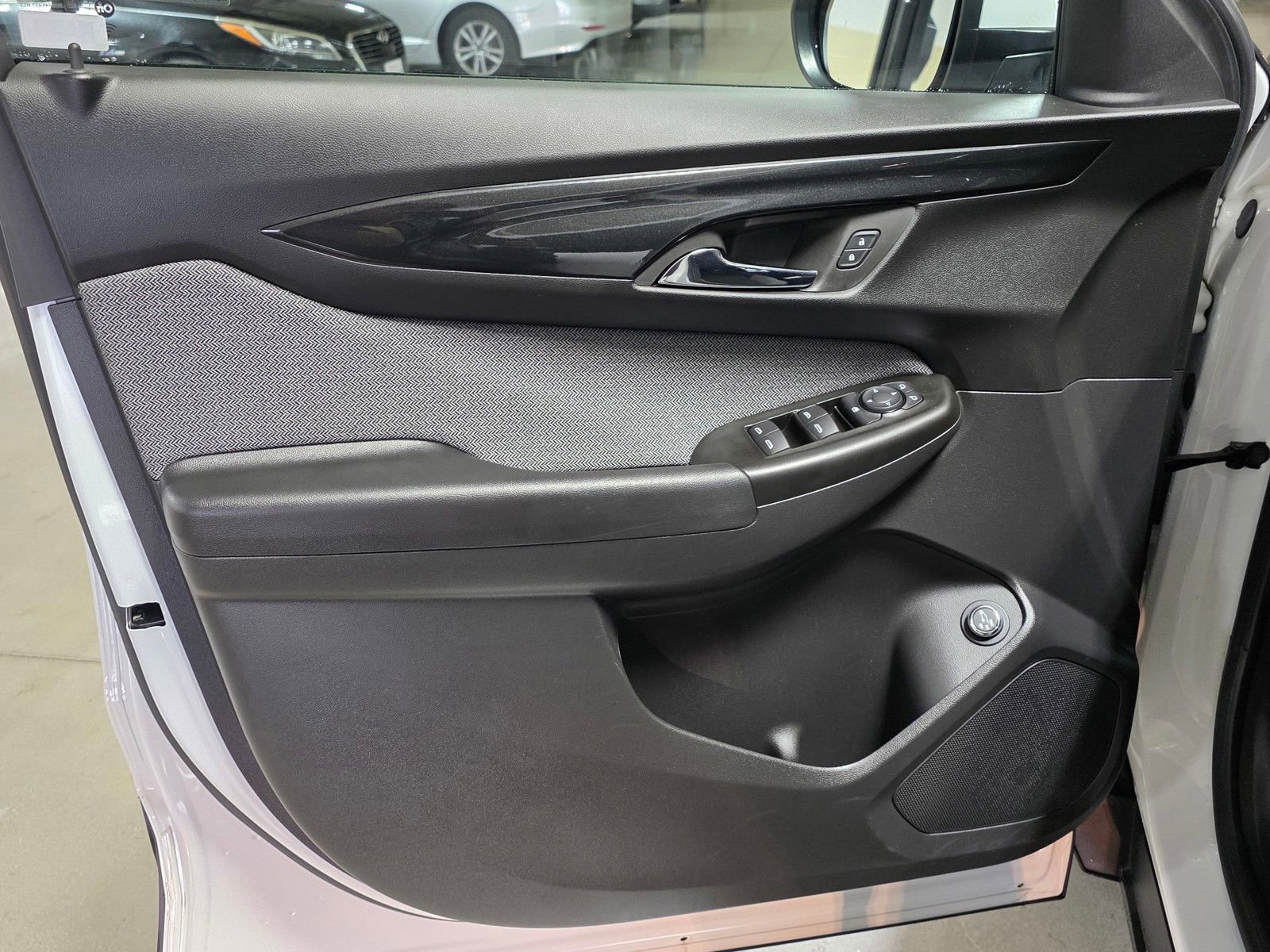 Used 2024 Chevrolet TrailBlazer LT w/ Convenience Package image 23