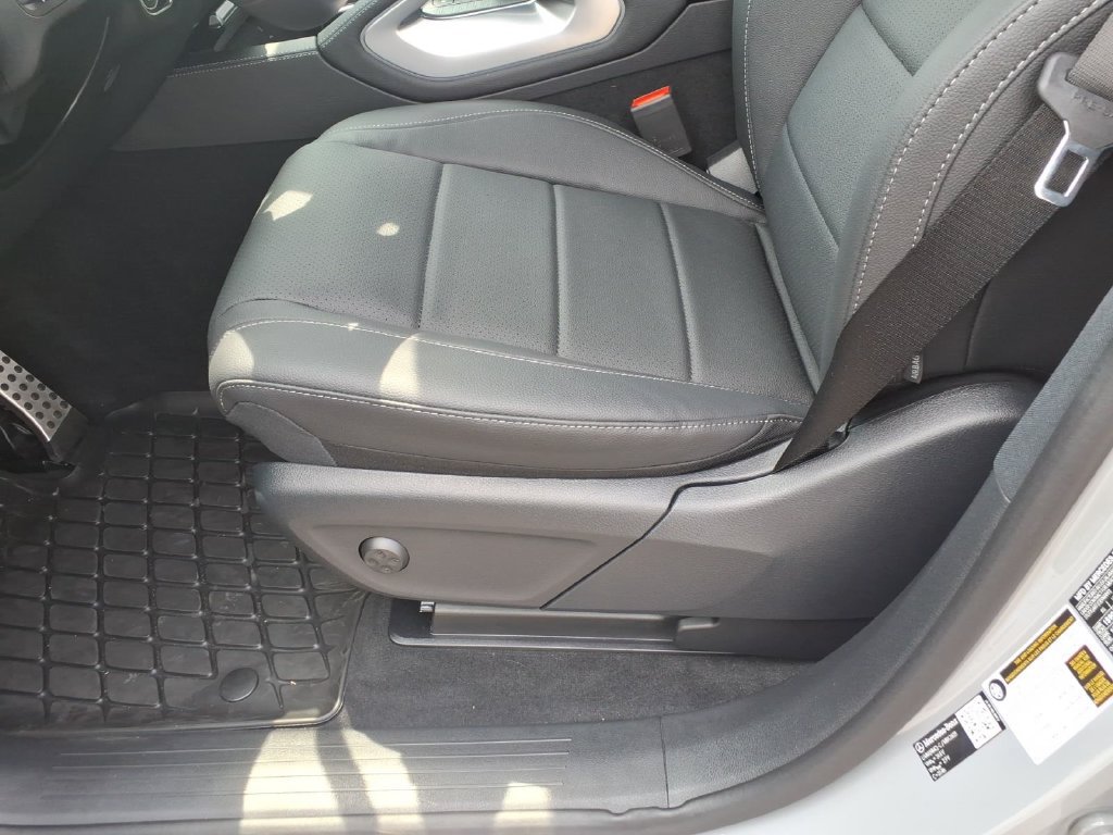 New 2026 Mercedes-Benz GLS 450 4MATIC image 15