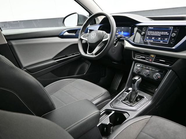 Used 2022 Volkswagen Taos SE FWD image 19