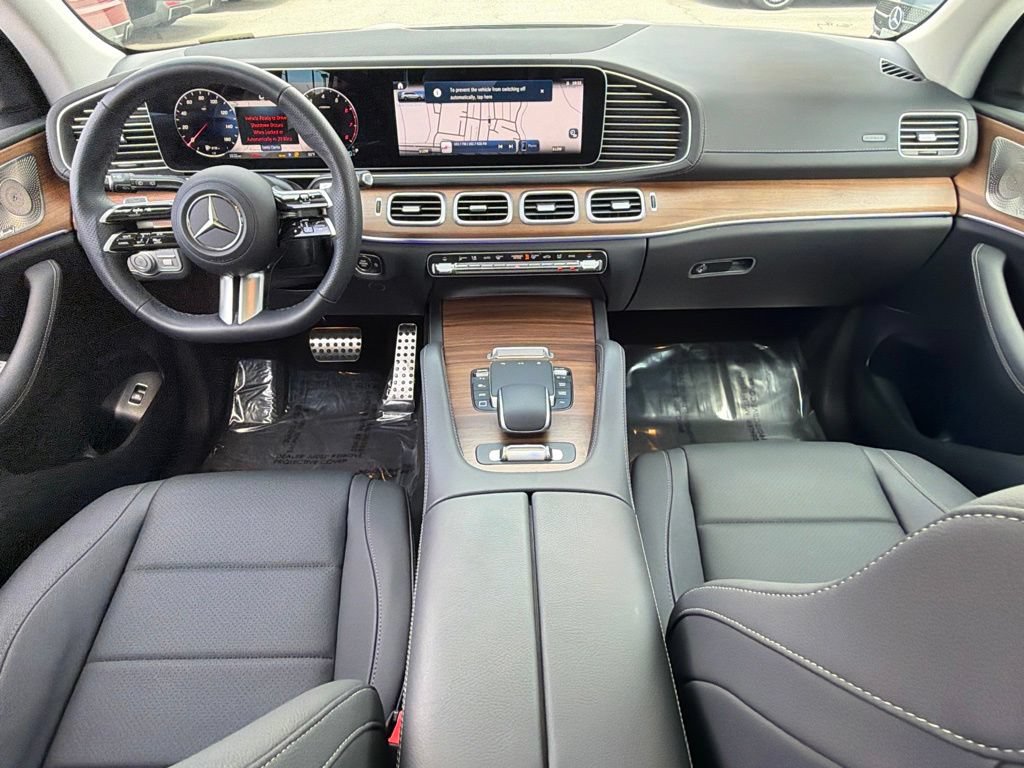 Certified 2026 Mercedes-Benz GLS 450 4MATIC image 33
