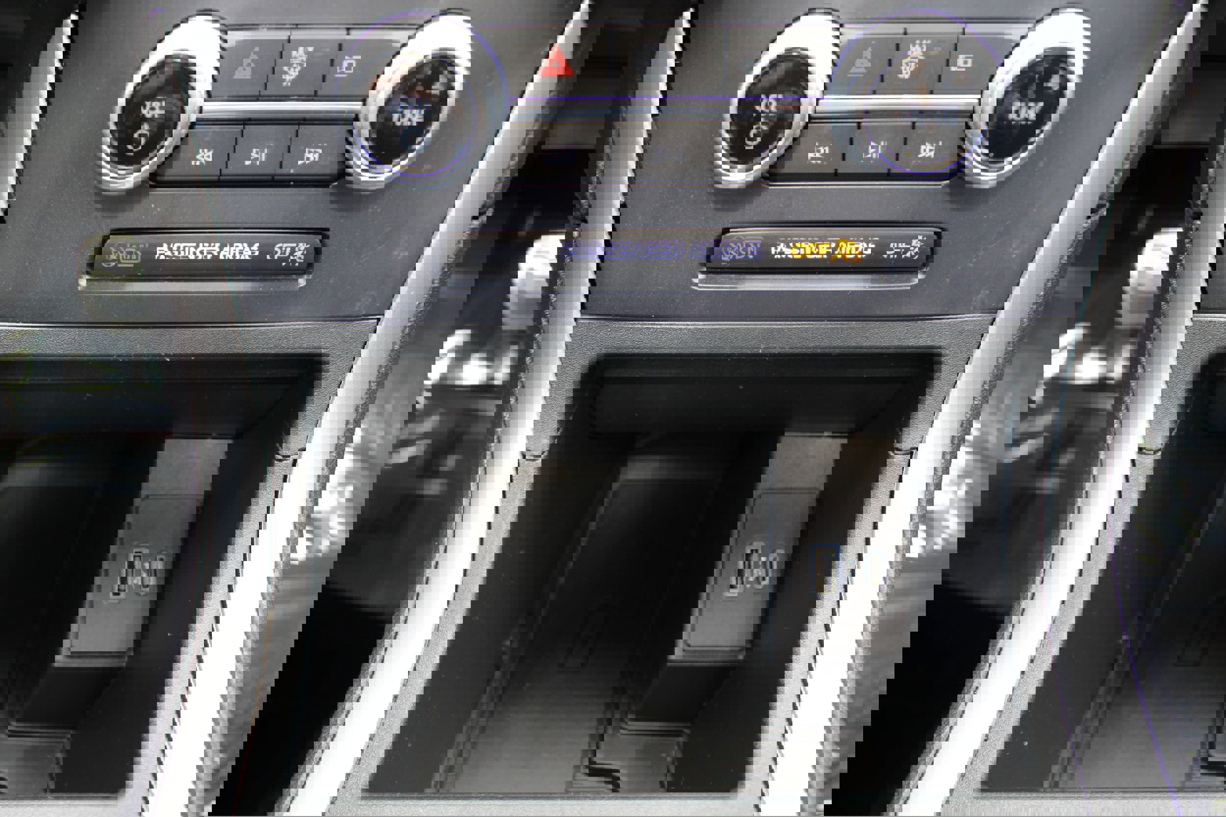 Used 2023 Ford Edge ST-Line image 32